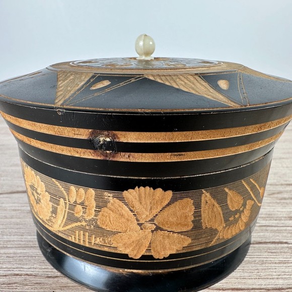 Vintage Carved Wood Round Trinket Box Spice Jar 3.5" H Light & Dark Brown OOAK - Picture 7 of 11